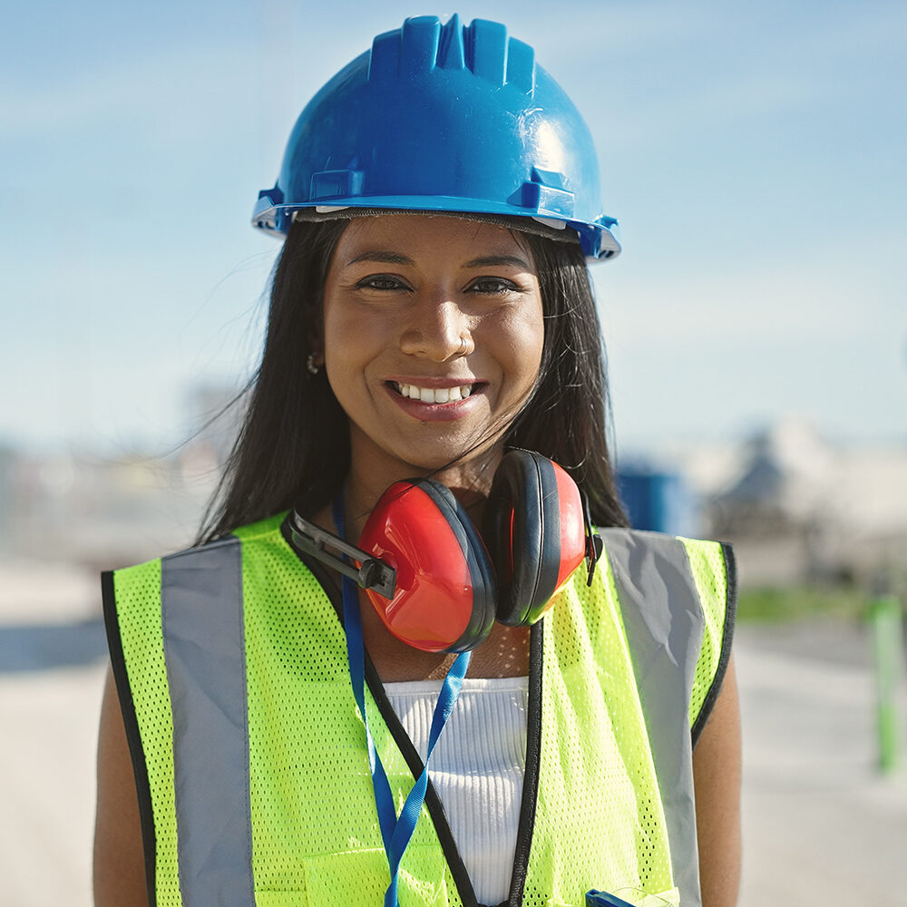 construction_worker_smile_center